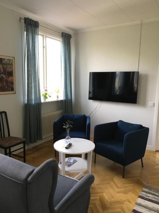 Kalvs Skolhus Hostel Екстериор снимка