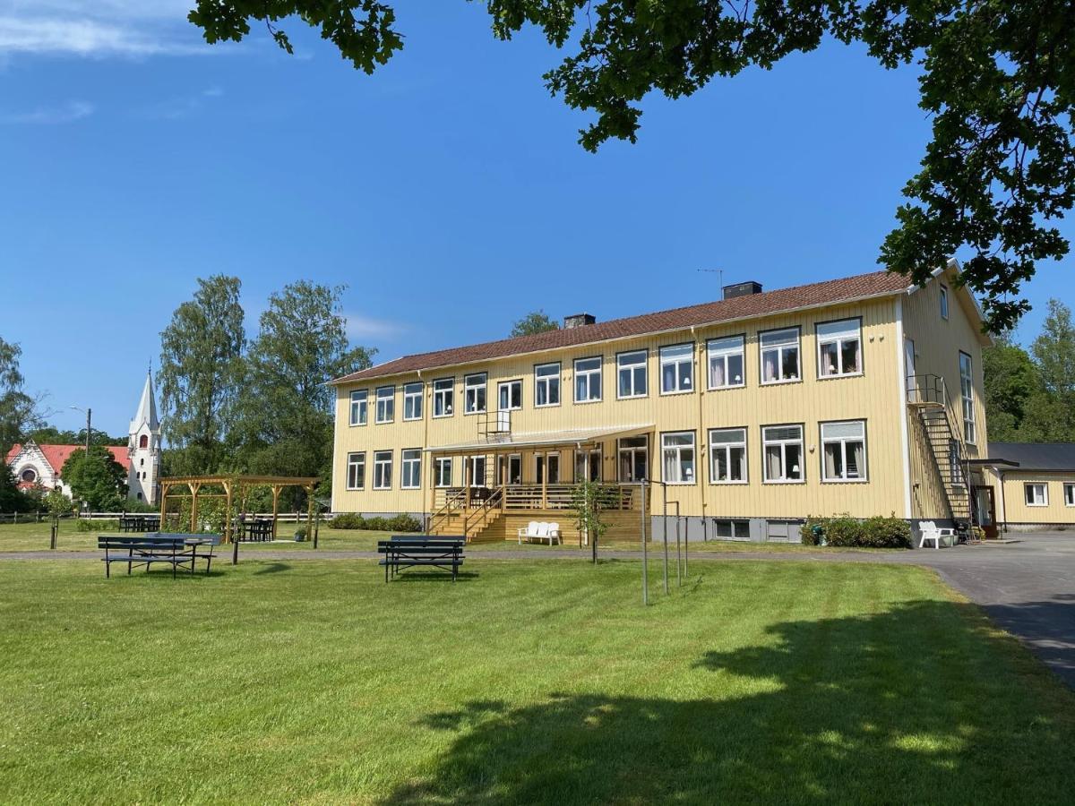Kalvs Skolhus Hostel Екстериор снимка