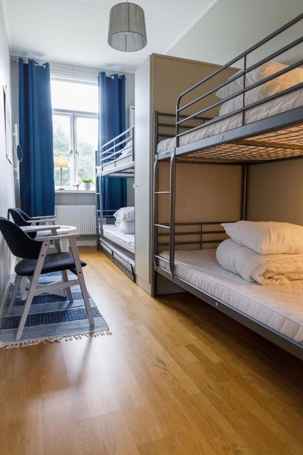 Kalvs Skolhus Hostel Екстериор снимка