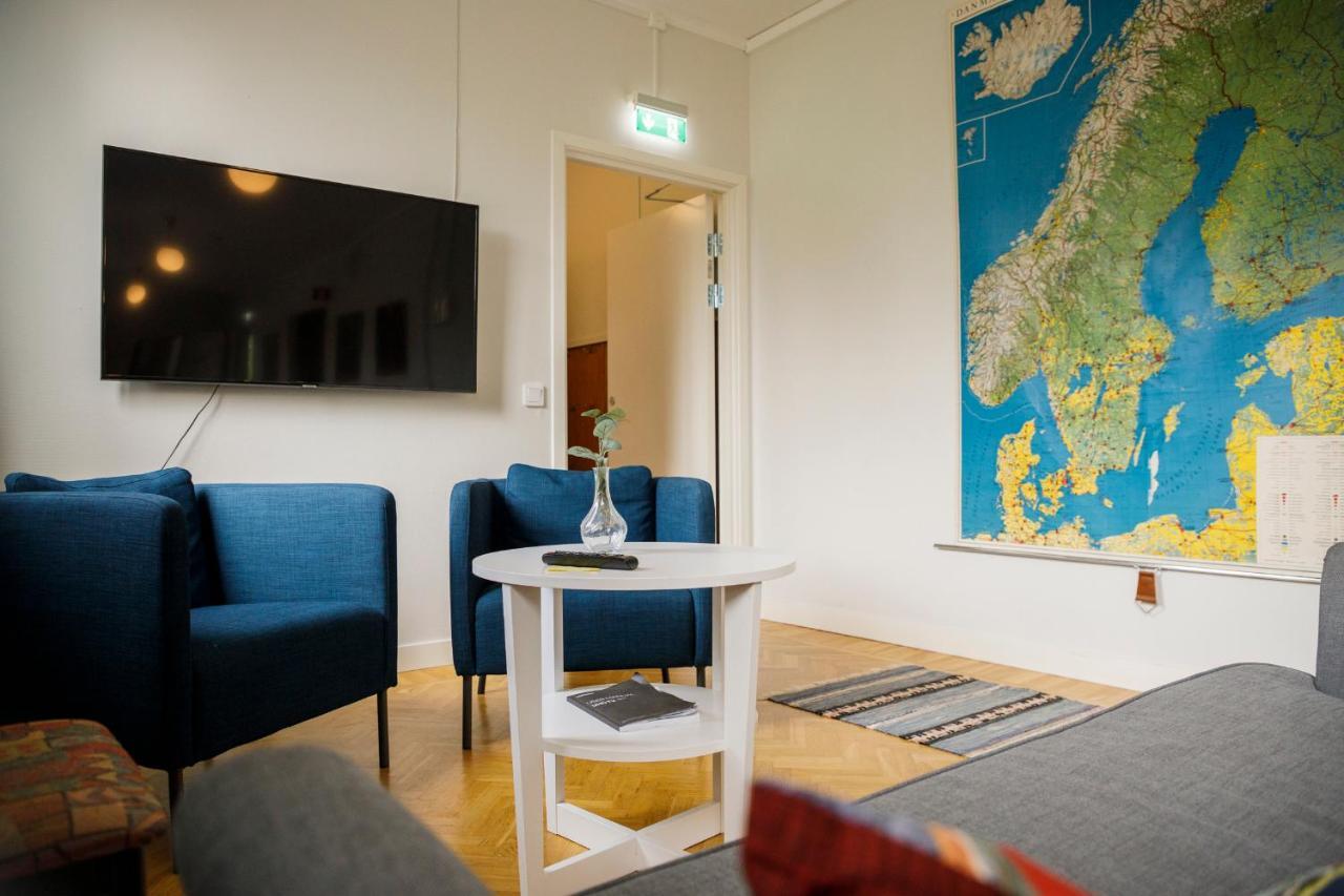Kalvs Skolhus Hostel Екстериор снимка